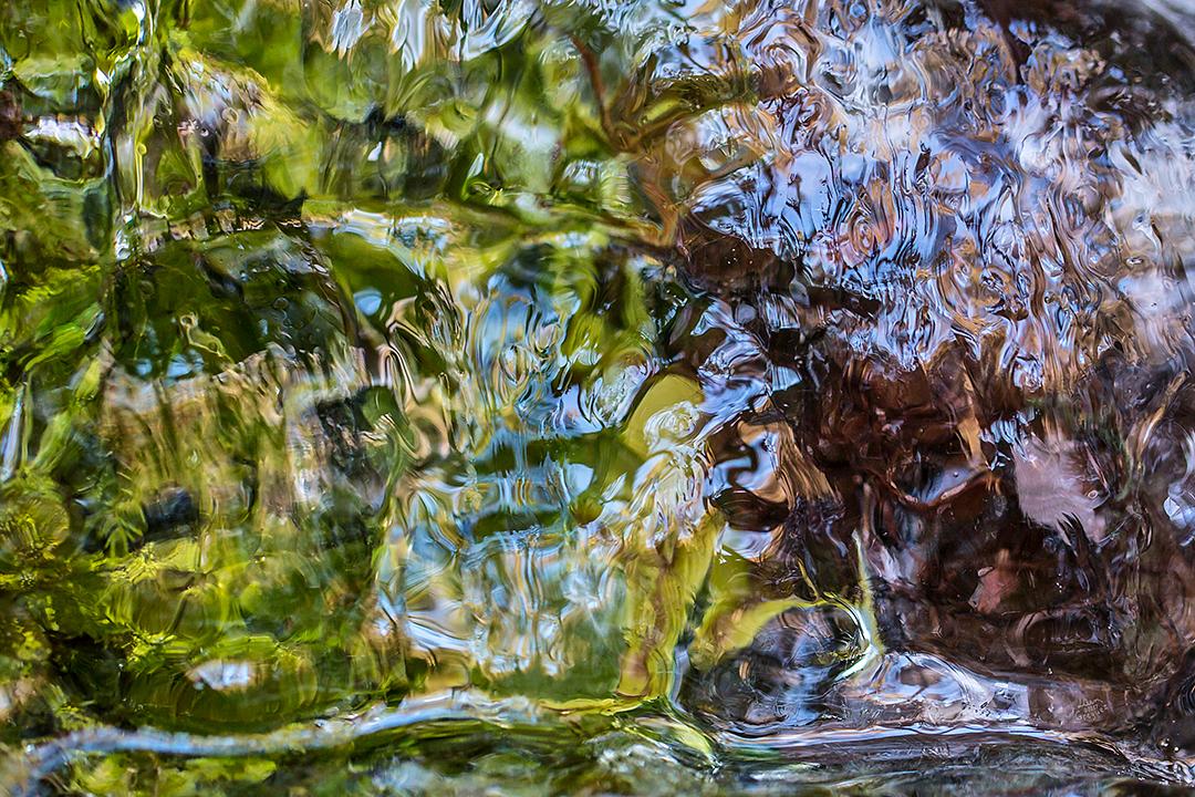 2017 LliamGreguez Catskills iceformation ice iceart FrozenWater winter nature Stream naturephotography earthoutdoors swivelable Macro Photography str12ng