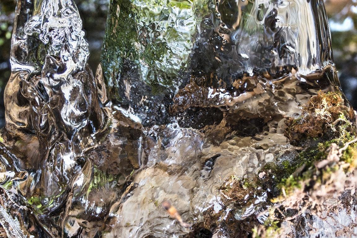 LliamGreguez 2025 Catskills iceformation ice iceart FrozenWater winter nature Stream naturephotography earthoutdoors roamtheplanet  Artist Macro Photography Str12ng Swivelable
