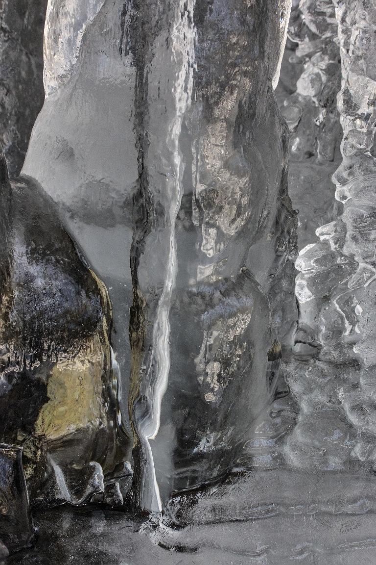 LliamGreguez 2025 Catskills iceformation ice iceart FrozenWater winter nature Stream naturephotography earthoutdoors roamtheplanet  Artist Macro Photography Str12ng Swivelable